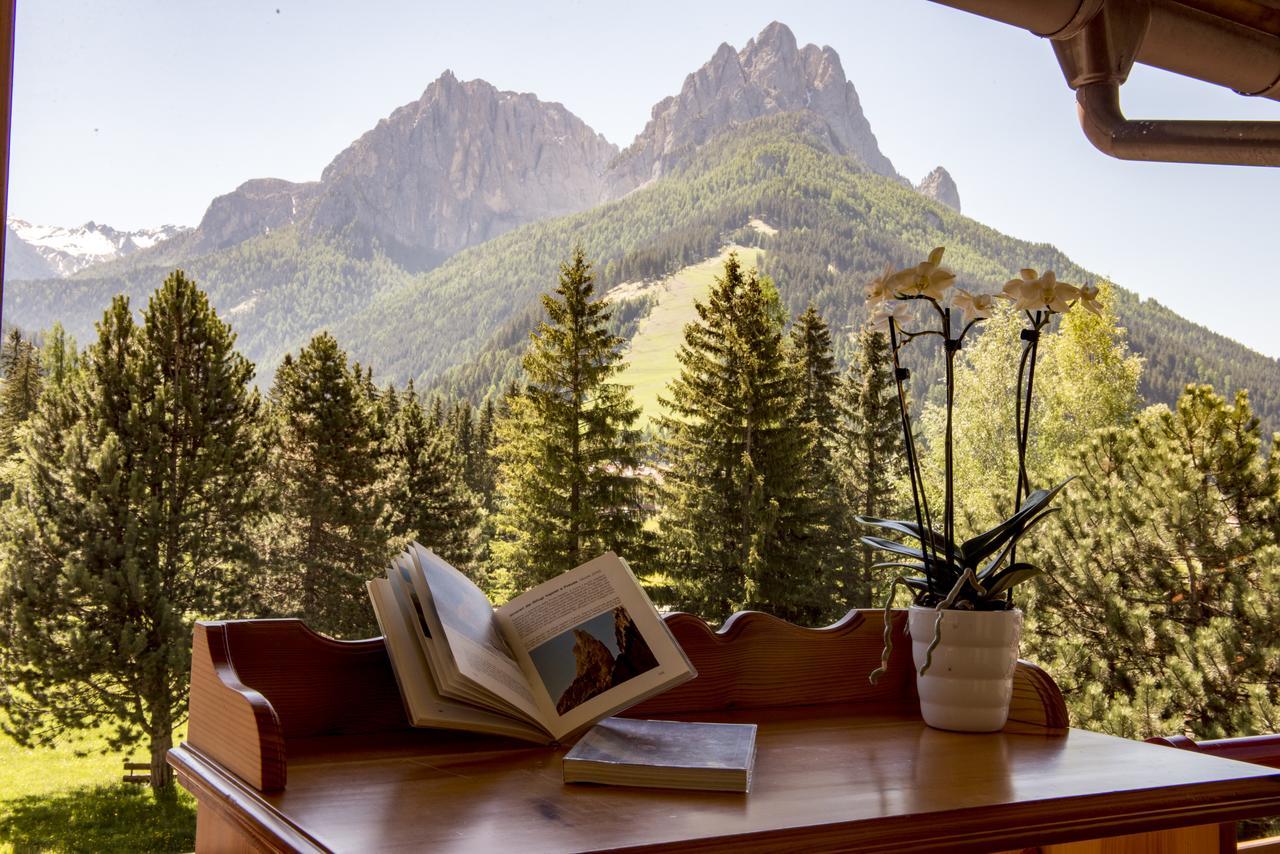 Appartamenti Residence La Roggia Pozza di Fassa Exterior foto
